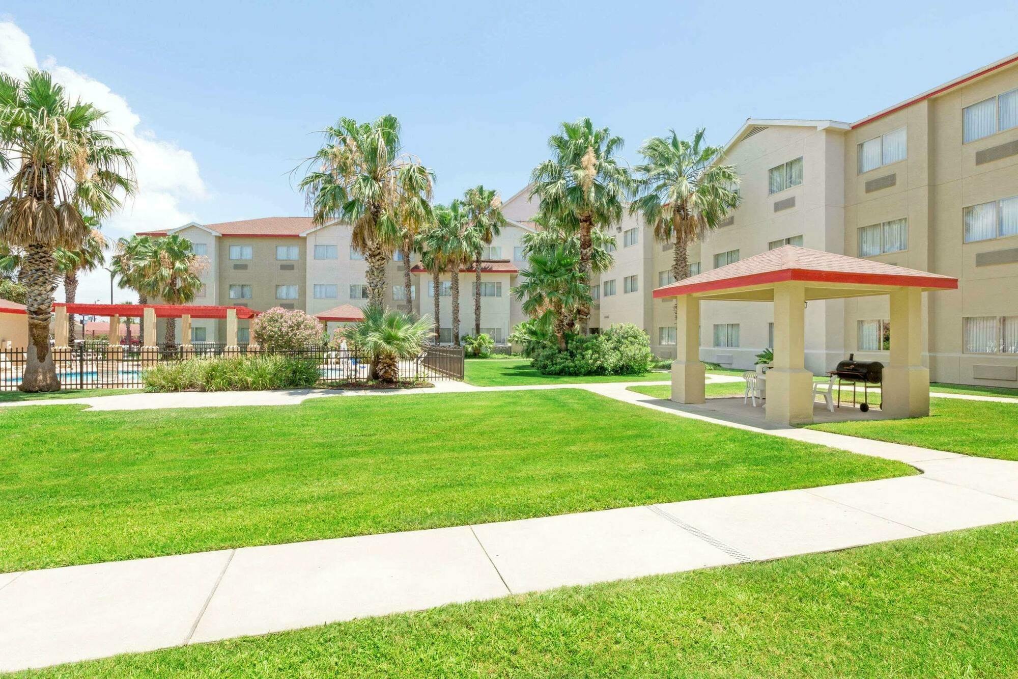Candlewood Suites - Aransas Pass Exterior photo
